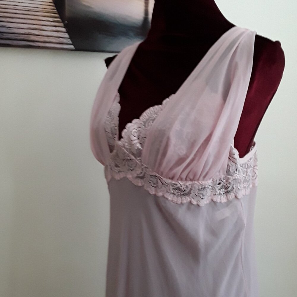 *New* bridal lingerie, unworn.